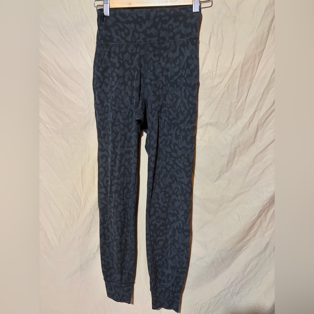 Lululemon joggers